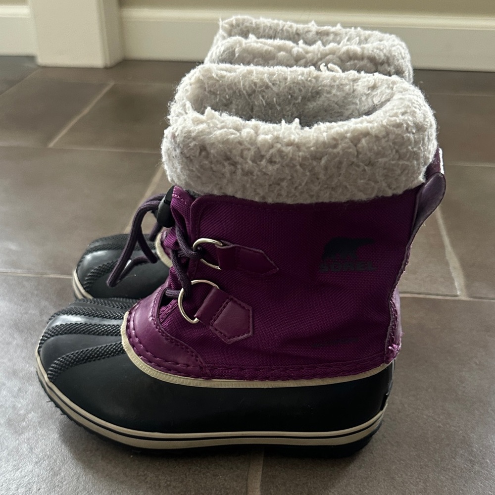 SOREL kids size 13 Purple and Black Winter Boots